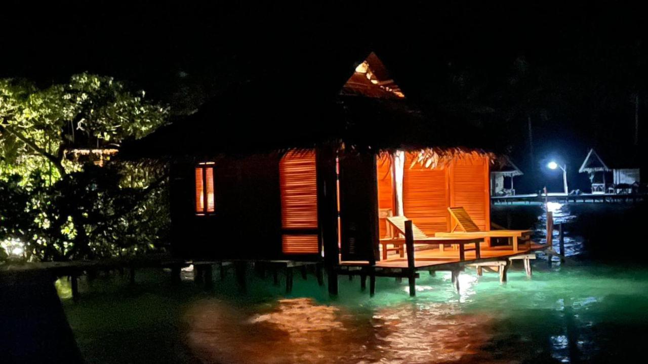 Nyande Raja Ampat Hotel Pulau Mansuar Luaran gambar